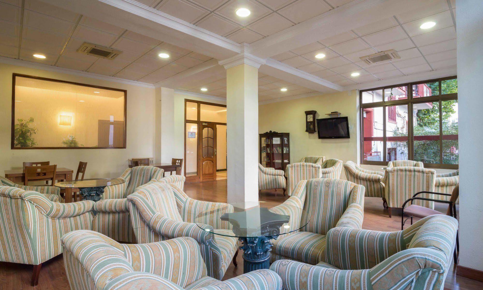 Hotel Andalucia Lanjarón Buitenkant foto